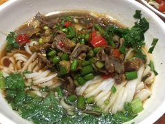 酸辣鸡杂粉-肆姐面粉馆(坡子街店)