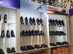 -云柏鞋业(十里堡店)