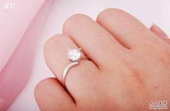 -威德钻石-克拉钻大本营(南京东路店)