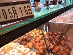 -巴黎贝甜(大宁国际商业广场店)