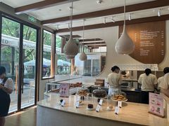 -VERIE BAKEHOUSE