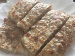 -溢心园香河肉饼总店