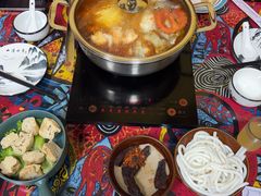 -弘烨 贵州酸汤 鱼火锅(东财店)