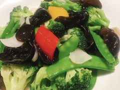 橄榄油炒田园时蔬-大树餐厅(益田假日店)