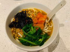 油鸡枞米线-半山腰·云南菜(侨福芳草地店)
