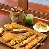 洛阳街边复古又温馨面包店🥯🍞