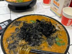 -肥汁米蘭香港米线(长宁来福士店)