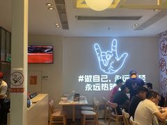 大堂-松哥油焖大虾(皇岗一店)