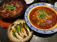 石锅美蛙-万重锦·人文川菜馆(骡马市店)