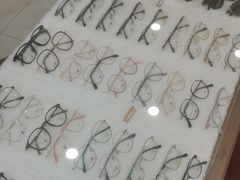-锦泉眼视光中心(海珠广场店)