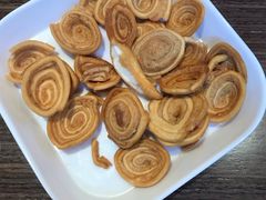 免费小吃-龙少爷碳火干锅(环球中心店)