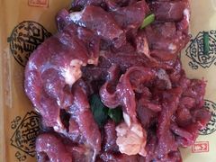 -黄利砖万峰林布依特色酸笋牛肉馆