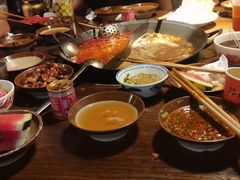 -萍姐火锅·公路夜市(武汉首店)