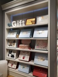 -丽婴房(七莘路店)