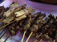 -云晓光头烧烤吧(川沙绿地店)