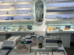 -浮光眼镜·蔡司视觉合作·数字验配中心(陆家嘴店)