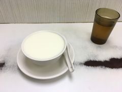 蛋白炖鲜牛奶-澳洲牛奶公司(佐敦店)