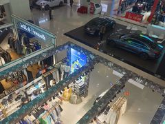 -鸿通城购物中心