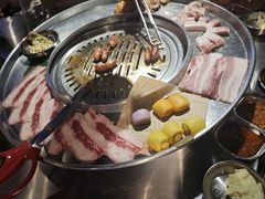 -哈哈碳都·牛肋条无限自助烤肉(宝龙店)