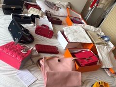 -聚云奢二手奢侈品黄金手表包包回收·中古店(三里屯总店)