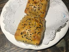 -阿拉轩豫见新疆主题餐厅