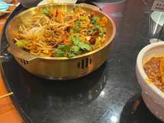-川流不息·地道川菜·小龙虾(新松江路店)