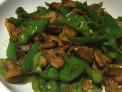 辣椒炒肉-村(悦海新天地店)