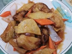-鹤乡东北菜(崮山路店)