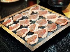 招牌鲜羊上脑肉-京炭铜锅涮肉·羊蝎子·羊肉炉(保利·时光里店)