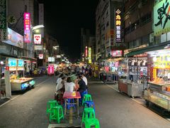 景点-六合夜市