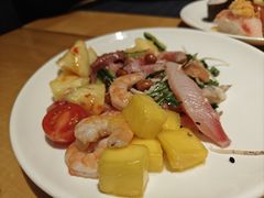 -威珀斯酒店·珀萃美食餐厅 | 海鲜刺身·现烤生蚝·特色烤肉