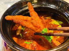 鸡枞菌虎皮鸡爪-滇色蒸汽石锅鱼(京华城店)