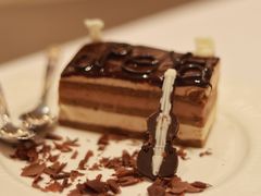 -马克西姆俄罗斯餐厅(通亚街店)