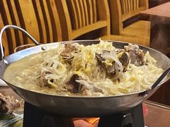 -东北四季饺子王(华山路店)