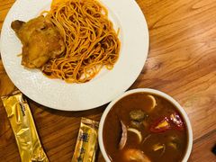 -more than meow吴止猫主题餐厅(承德 中船汇店)