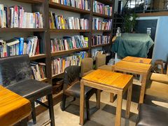 -房角石咖啡与书(吉大南校店)