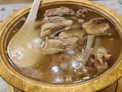 -汗腾格里·风味餐厅(新疆驻京办店)
