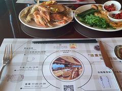 -荣誉国际酒店-云顶旋转餐厅