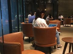-星巴克臻选(广州高德置地秋广场店)