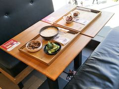 靠窗位-72街红烧排骨饭(海珠丽影广场店)