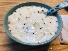 甜豆脑-富春汤包生煎馆(春晖店)