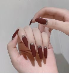 -悦指间美甲美睫