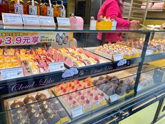 -85度C(生甜甜圈研究工坊·上海平凉店)
