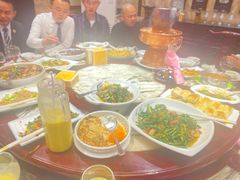 -蔼若春.传承三十年云南菜(金碧公园店)