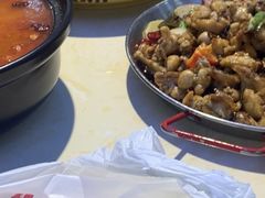 -休记光头香辣蟹干锅(绵竹店)