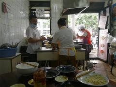 -黄阿姨锅贴大王(万航渡路店)