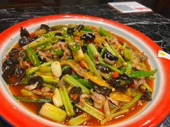-川流不息·地道川菜·小龙虾(新松江路店)