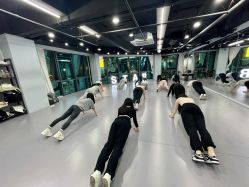 -STAR舞蹈工作室