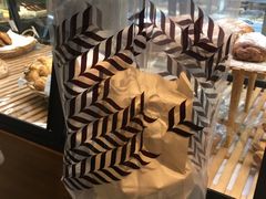 -Dough&Joe团憩(瑞虹天地月亮湾店)