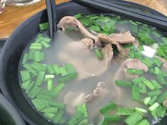 牛三宝-牛师傅广式药膳牛骨汤美食(江南西店)